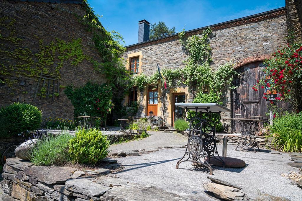 Appart Hotel Au Pied De Vigne 瑟穆瓦河畔夫雷斯 外观 照片