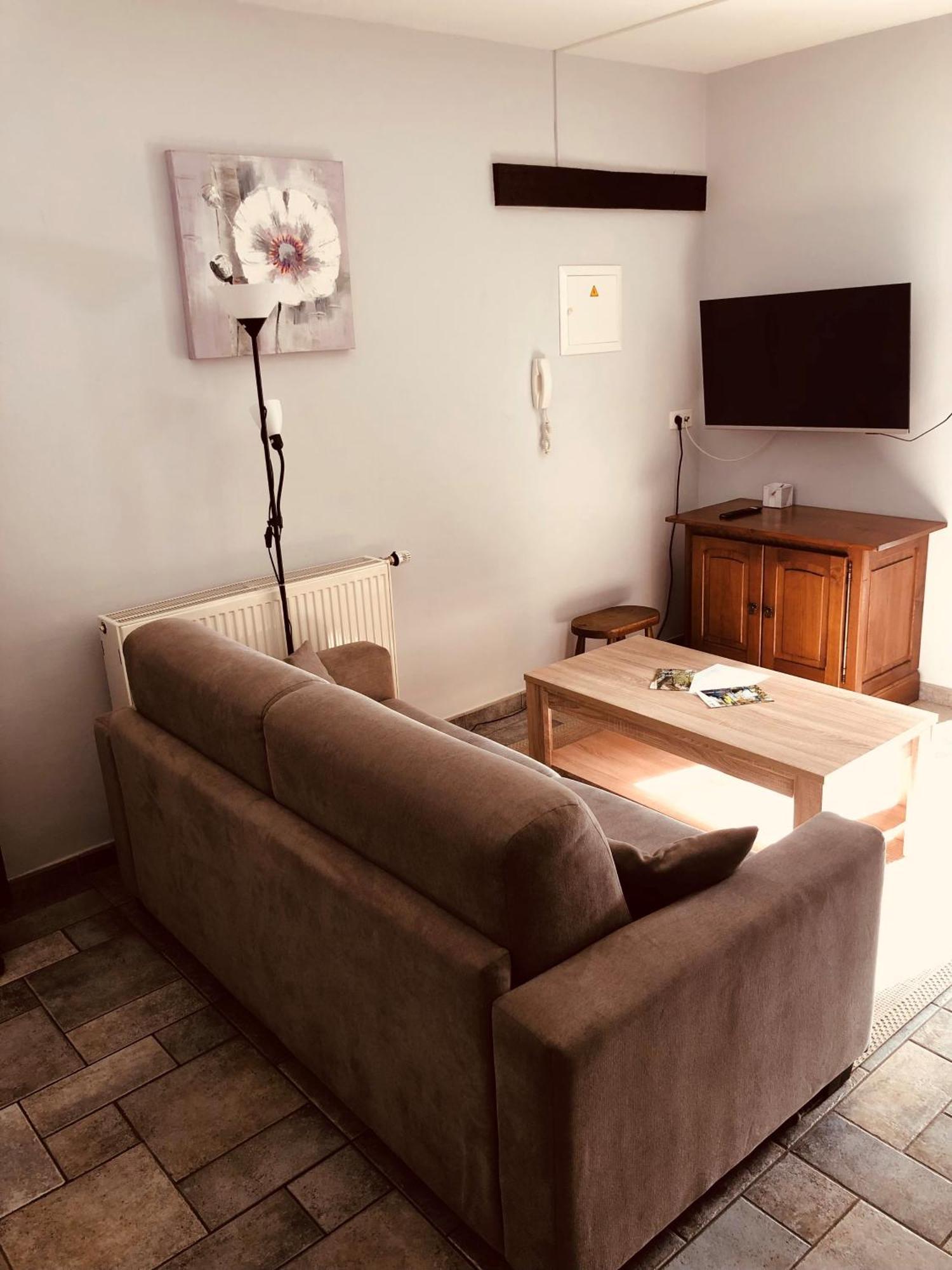 Appart Hotel Au Pied De Vigne 瑟穆瓦河畔夫雷斯 外观 照片