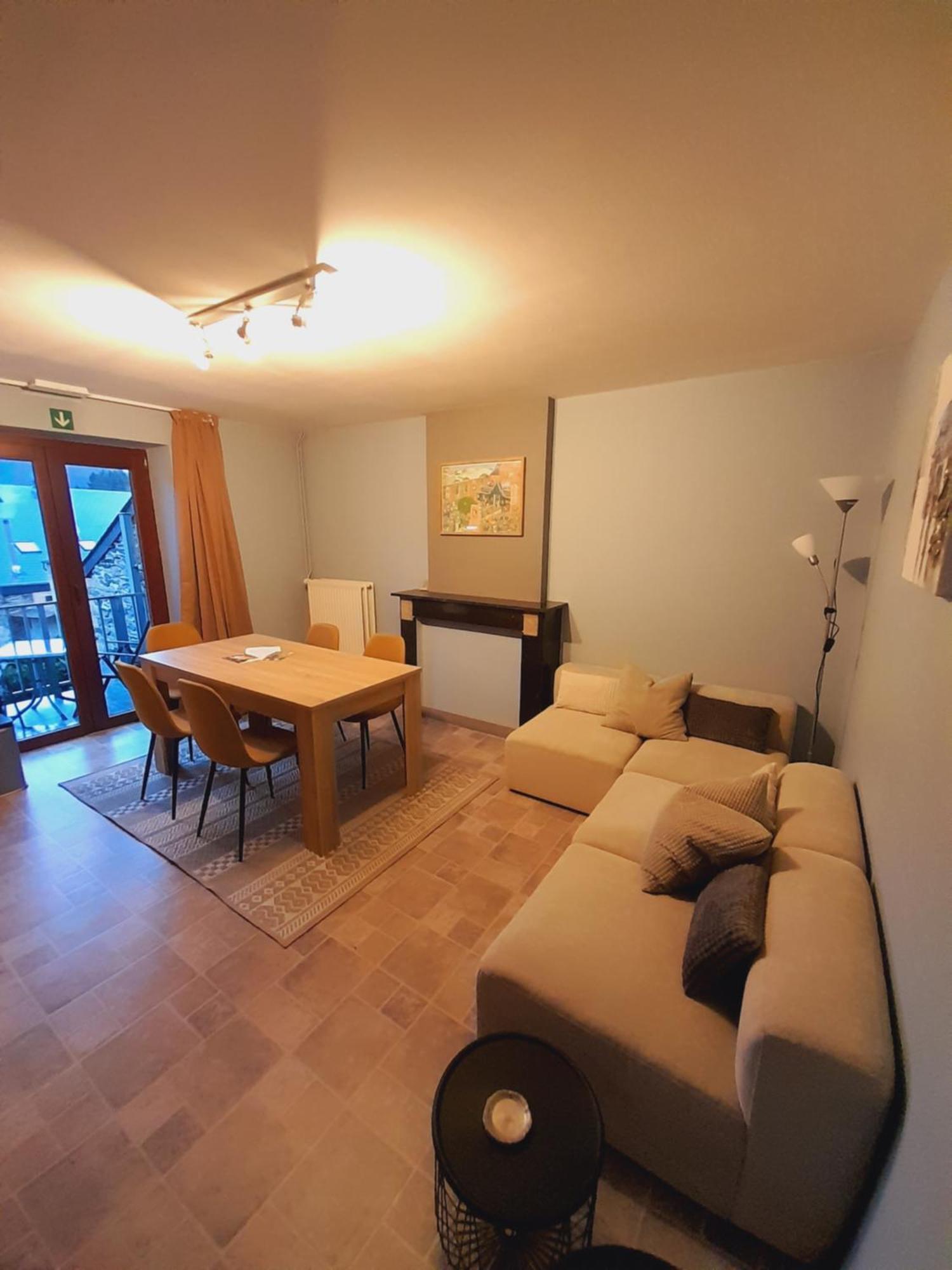Appart Hotel Au Pied De Vigne 瑟穆瓦河畔夫雷斯 外观 照片